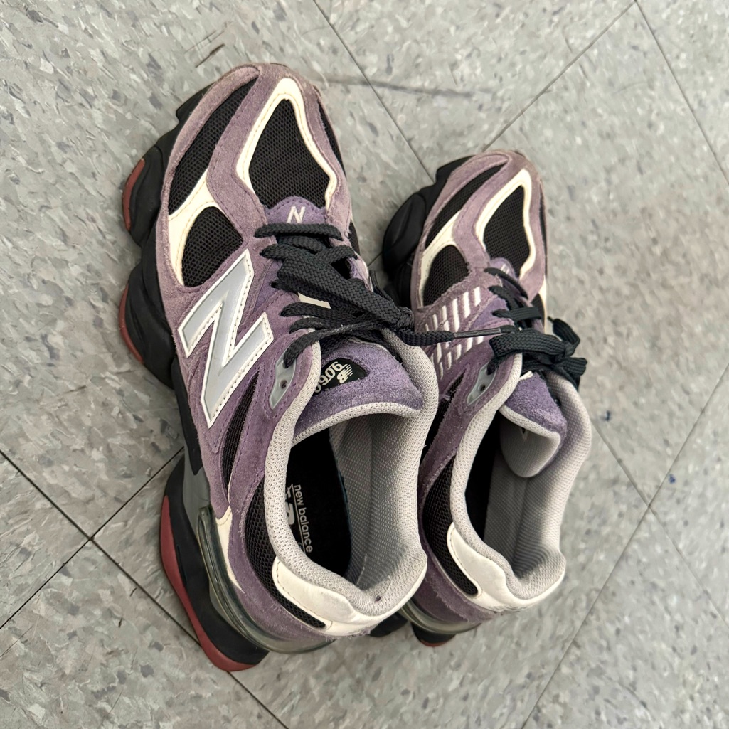 New Balance 9060
